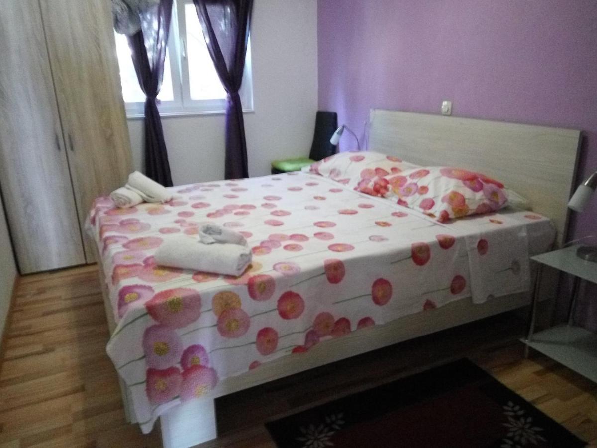 Apartments Jasminka Solin Exterior foto